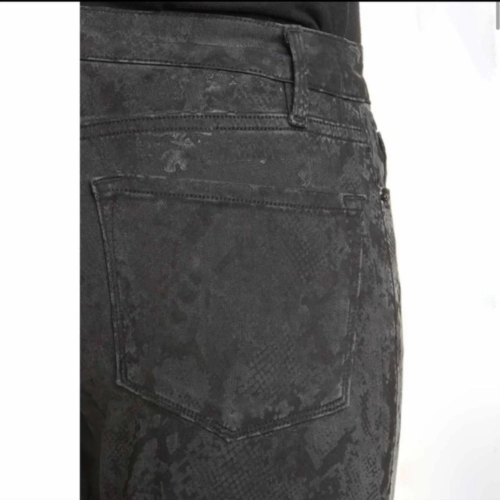 New Woman’s FRAME Le Skinny De Jeanne Python Black & Silver Skinny Jeans - Picture 6 of 16